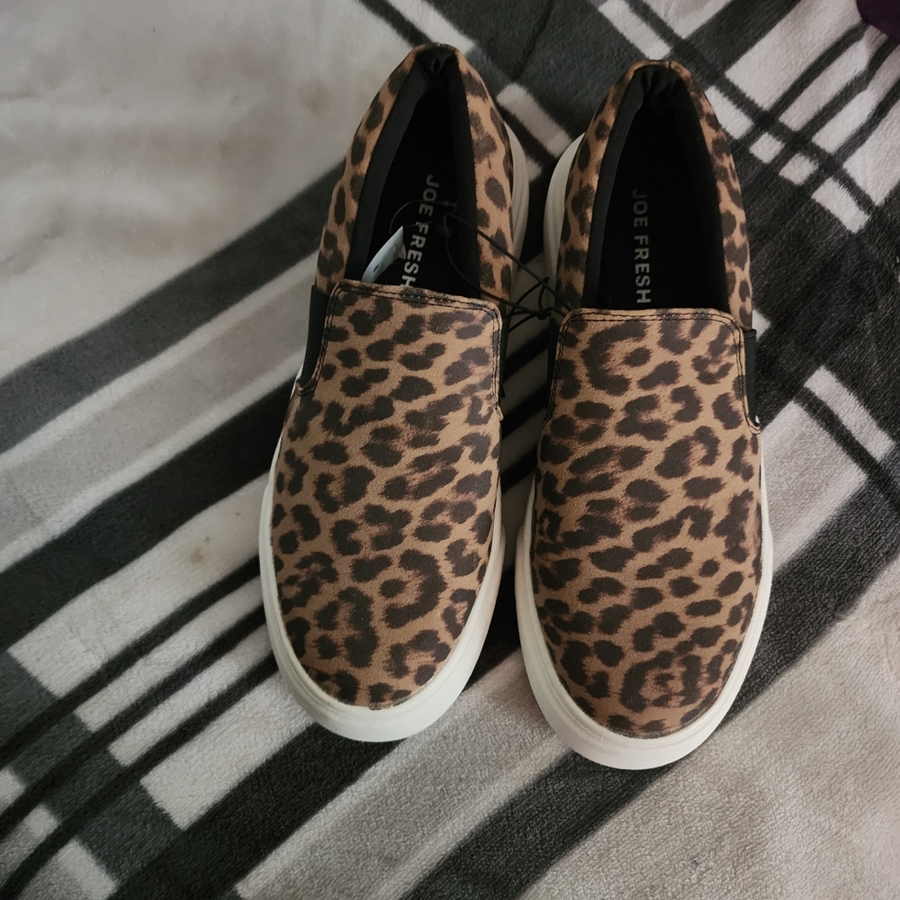 BNWT Joe Fresh Leopard print slip ons. Size 8